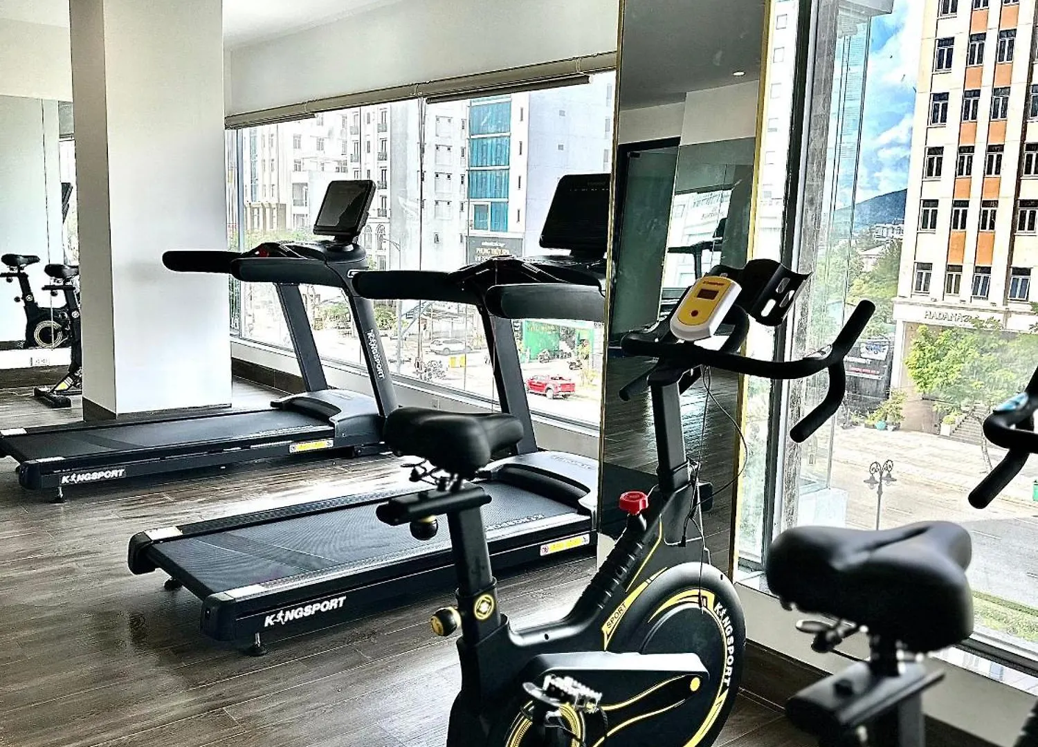 Vian Hotel And Spa Danang
