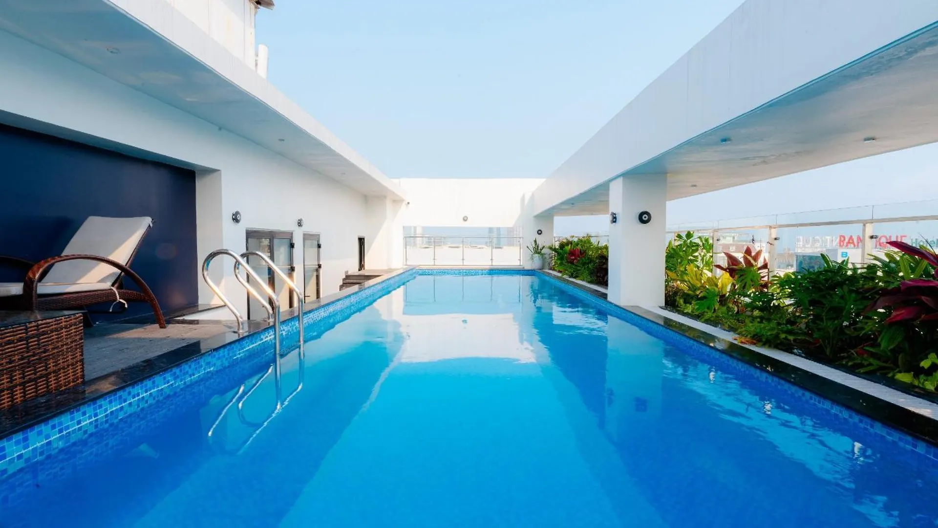 Vian Hotel And Spa Danang