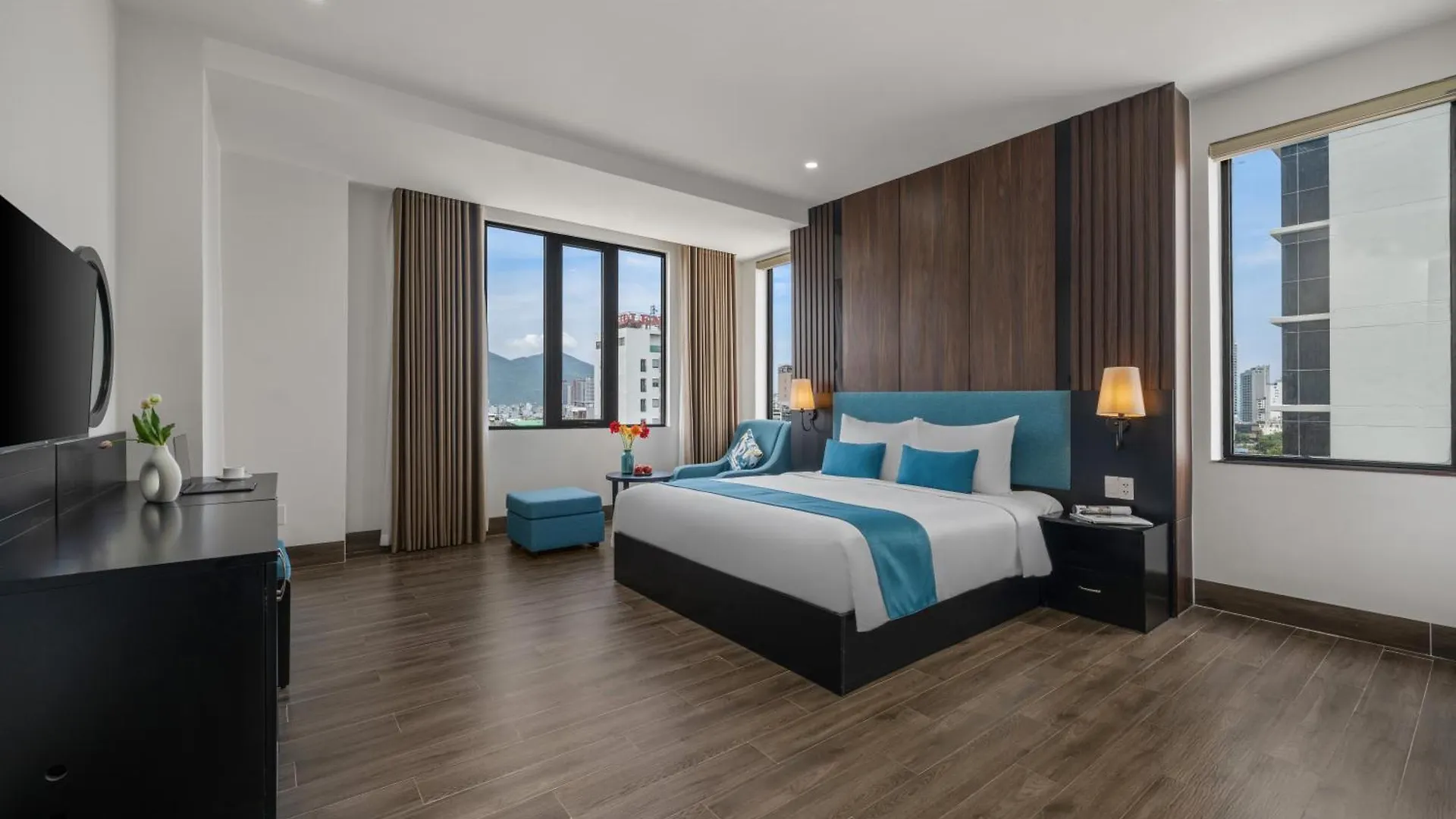 Vian Hotel And Spa Danang